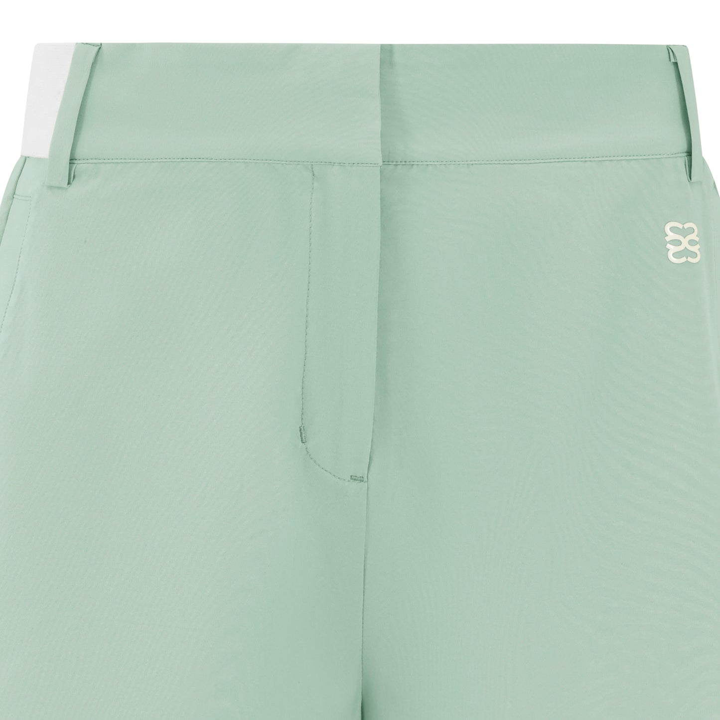Women's golf shorts in green in four-way stretch fabric, with centre front zip, pockets and elasticated sides